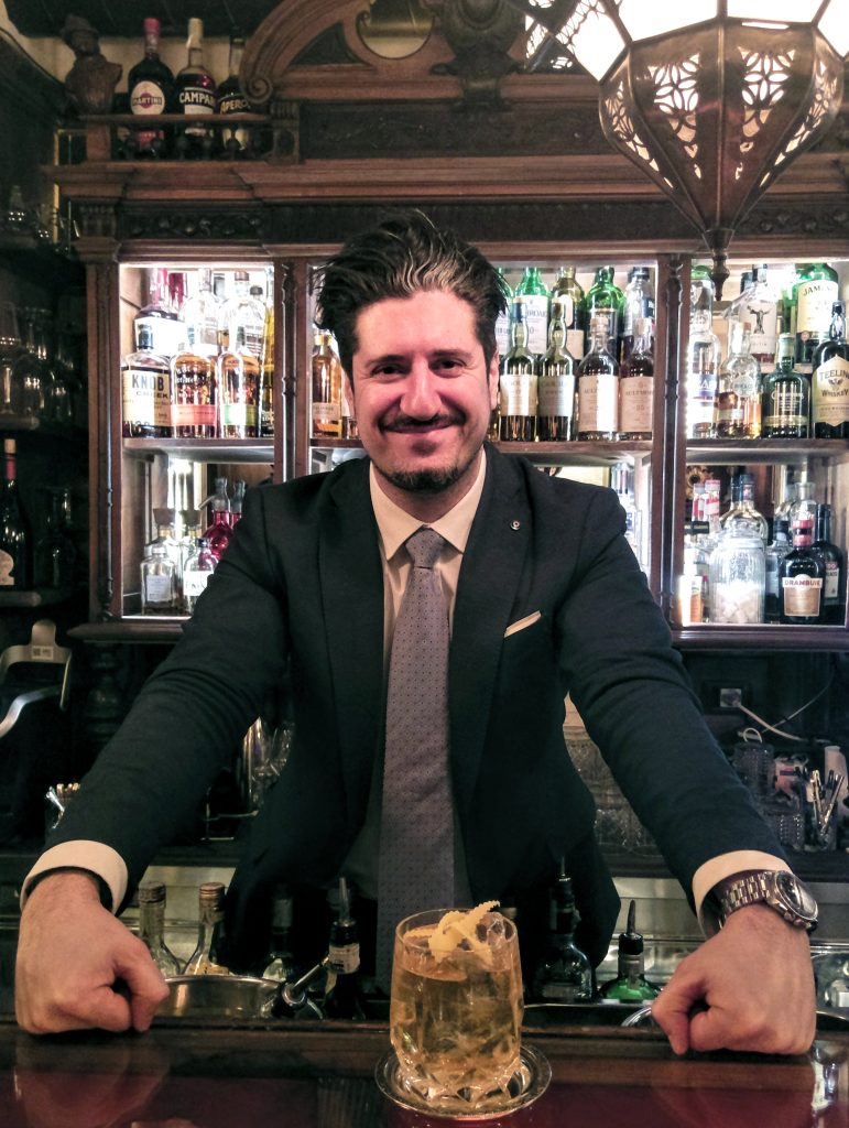 Dario Paolucci barmanager del Wisdomless Club di Roma