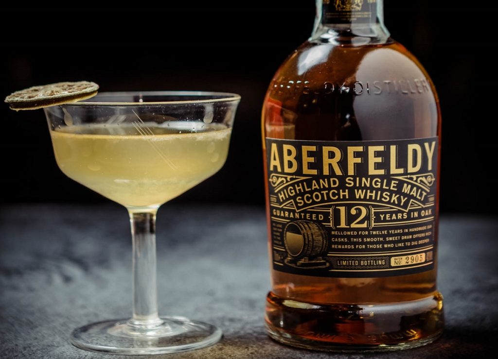 Cocktail-whiskey-Martini-32