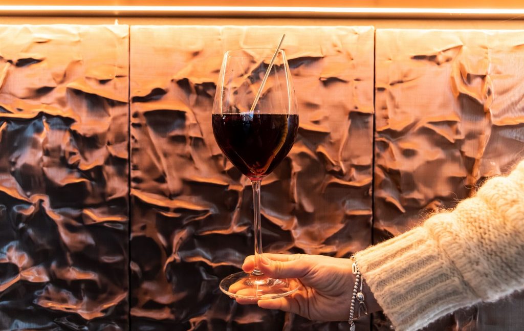 Kir_creme de cassis cocktail