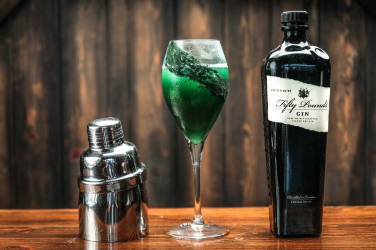 drink LO SMERALDO di Ugo Acampora del Twins cocktail wine coffee di Napoli