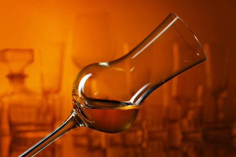 come si fa la grappa