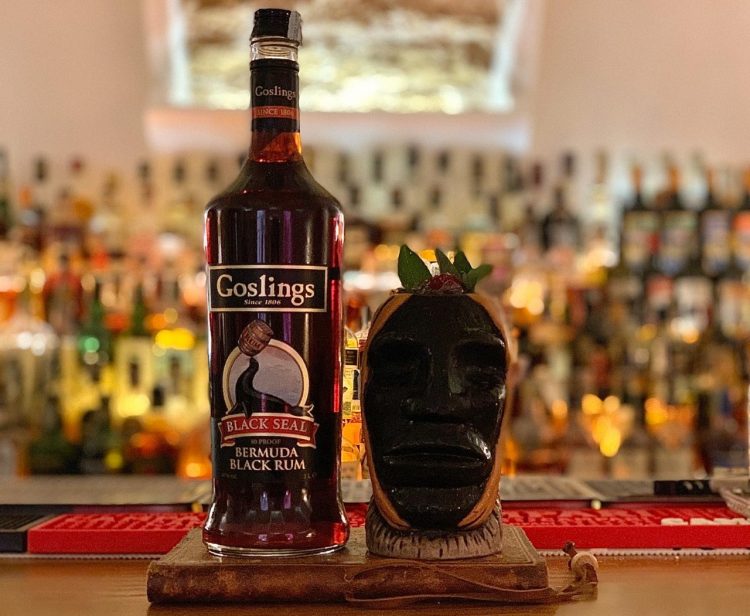 drink AMENTHOS di Leandro Serra bar manager del The Duke Cocktail Lounge Bar de La Maddalena e vice presidente Aibes