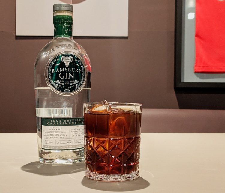 drink BURROWS di Antonio Masi capo bar del Tatabui bistrot e cocktail bar di Torino