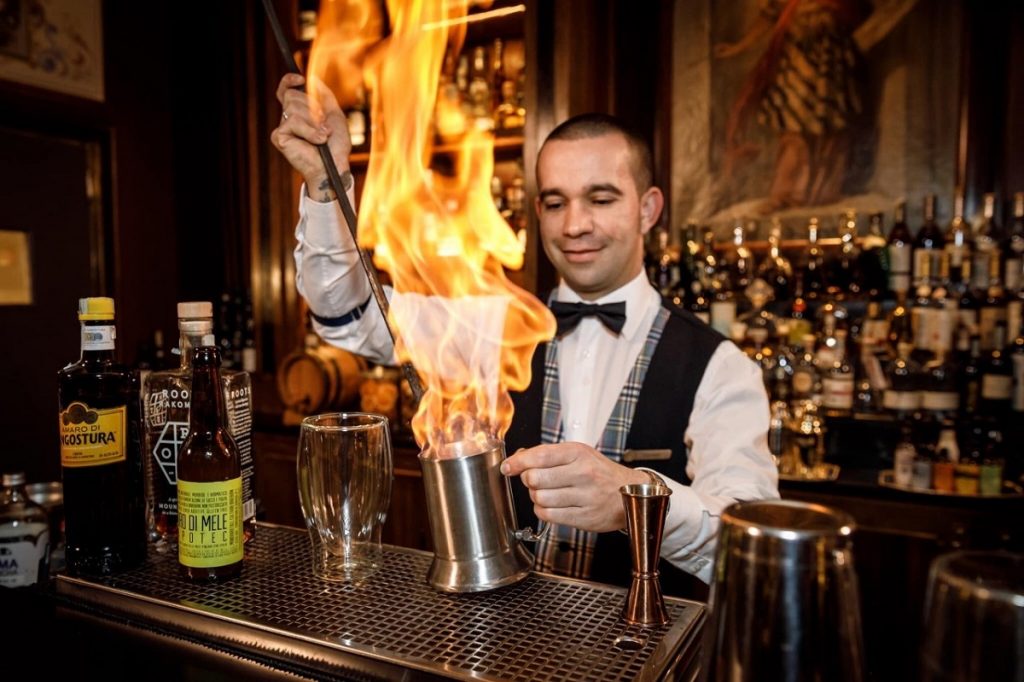 Edoardo Sandri Head Mixologist dell’Atrium Bar Four Seasons Hotel di Firenze