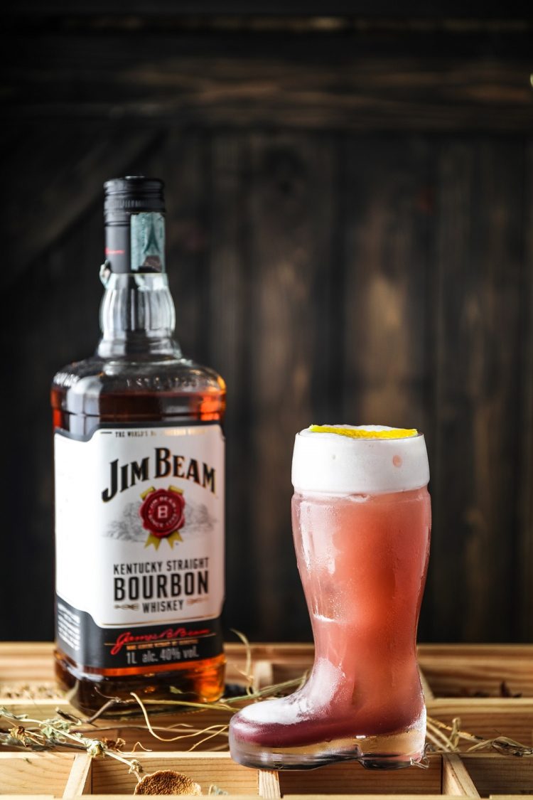 drink OUTLAW di Ugo Acampora del Twins cocktail wine coffee di Napoli 1 piccola