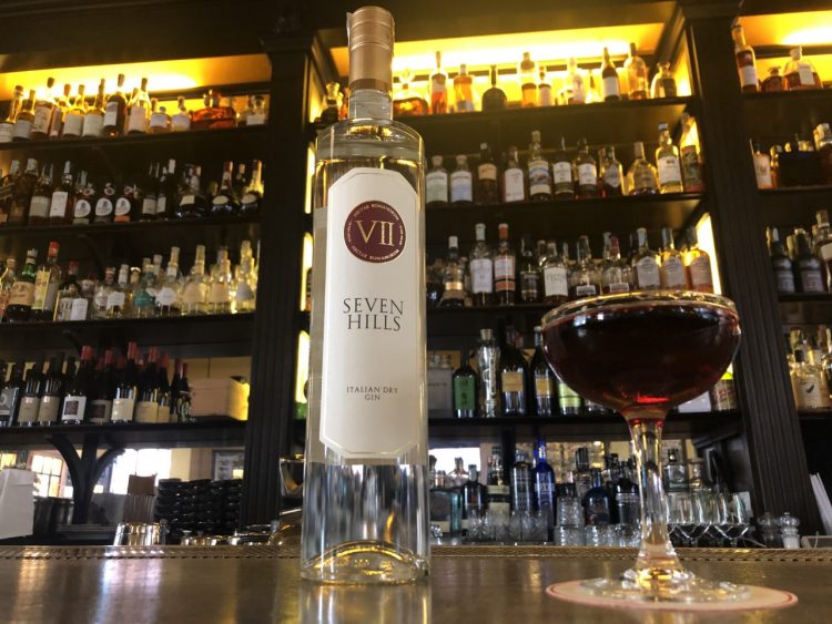 drink GIN AND SEA di Alessio Giovannesi bar manager di Baccano a Roma