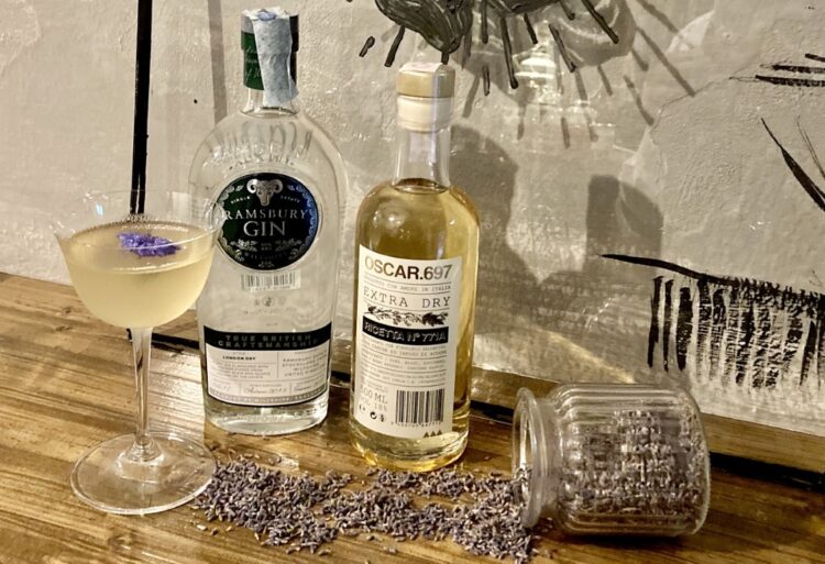 drink RAFFAELLO SANZIO di Nicola Righi titolare e barman del Santeria the Old Twenties cocktail bar di Urbino 1