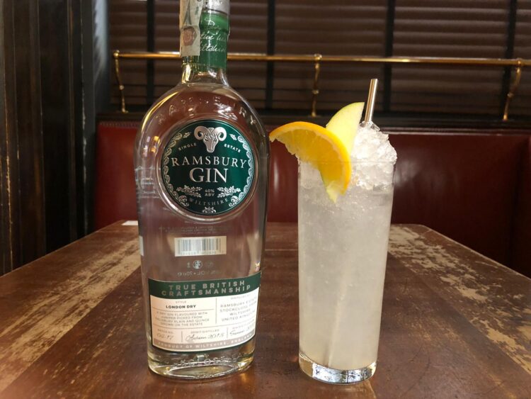 drink DAISY GIN FACTORY di Alessio Giovannesi bar manager di Baccano a Roma