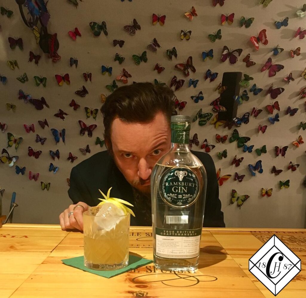 simone mina bar manager ch 18 87 roma