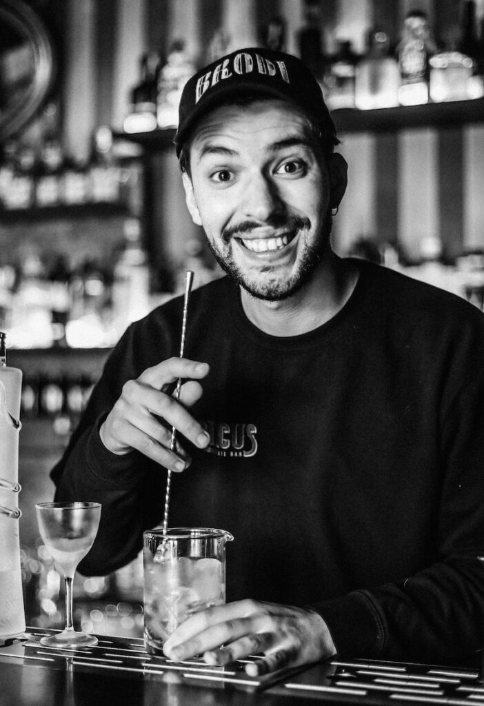 Giovanni Torre del Circus Cocktail Bar di Catania 2