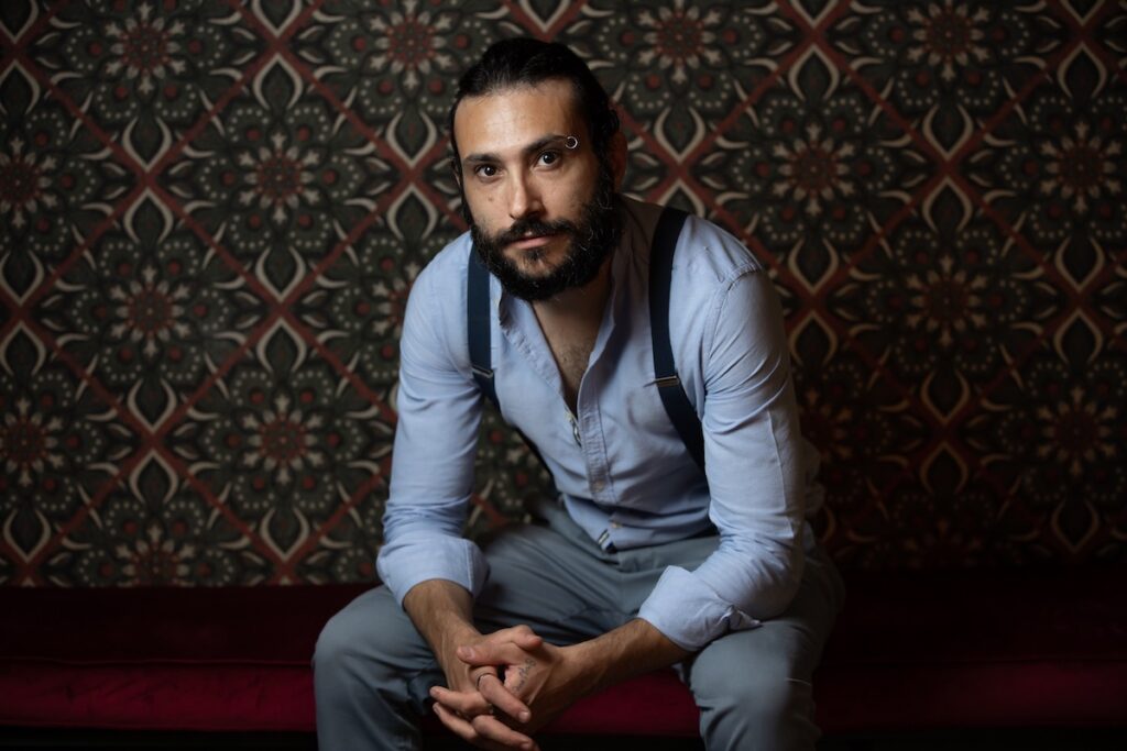 Giuseppe Marzovilla proprietario e bartender del ParlaPiano Buvette di Mola di Bari photo by Berenice Verga 