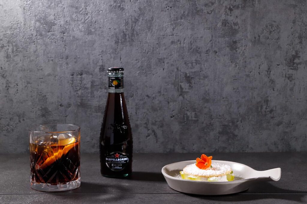 chino sanpellegrino e cialde di frolla con ricotta