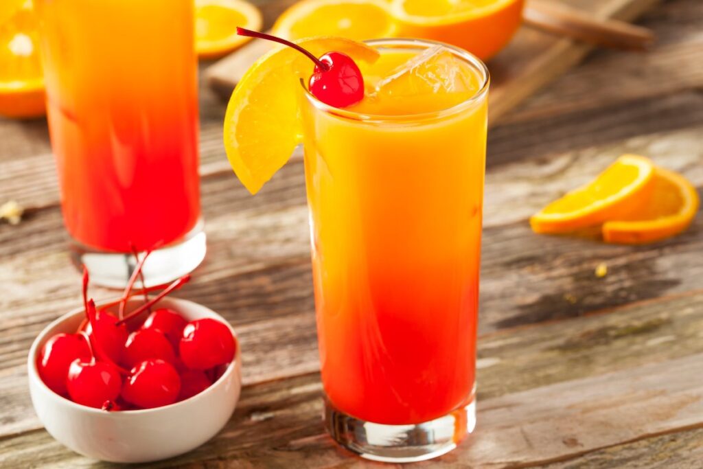 tequila sunrise cocktail